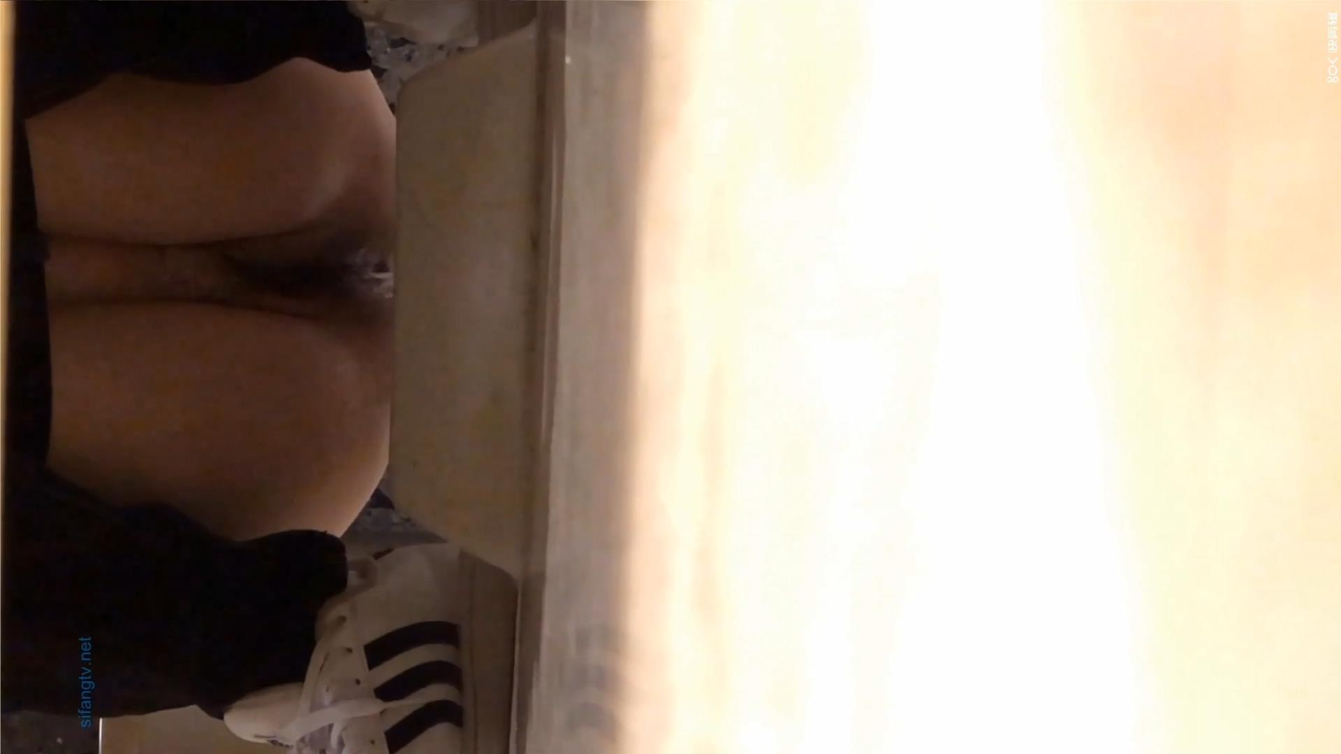 酒店尾随跟踪偷拍  两美女饱满的鲍鱼 细小的逼洞.mp4_20250120_020553163.jpg